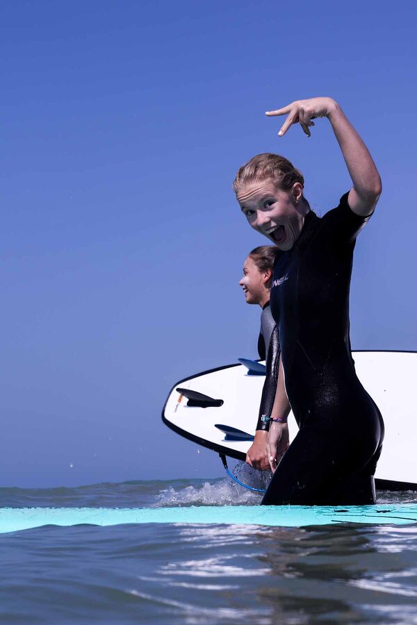 Surf course for boys and girls in Andalusia