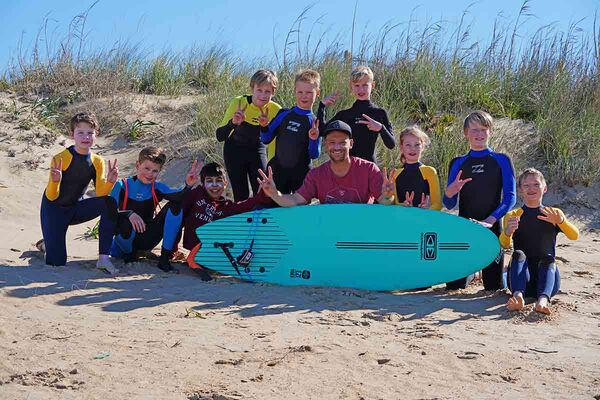 Surf courses for children in the A-Frame Surfcamp for families in El Palmar