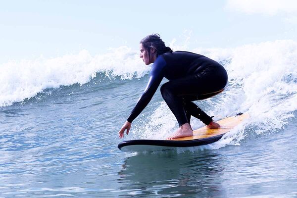 Surf courses for beginners and advanced surfers