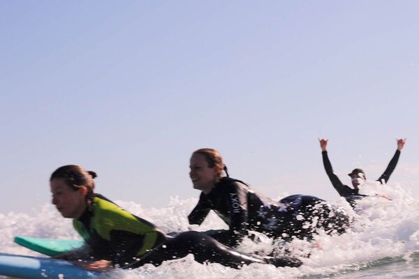 Surf classes for Beginners and Intermediates in El Palmar