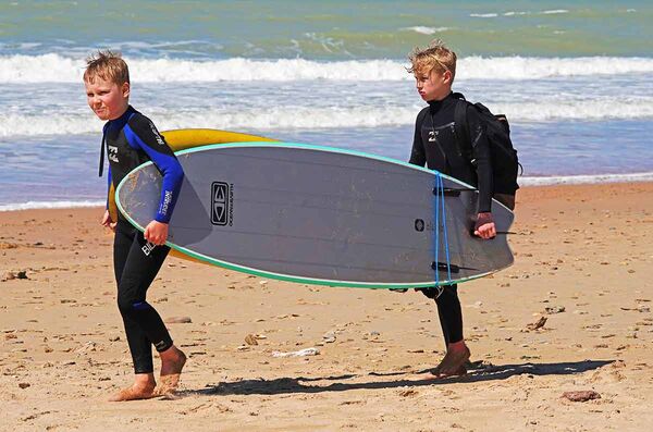 Children Surf-Course in the Surfcamp for families