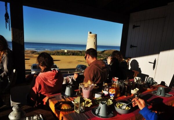 Breakfast with ocean view at A-Fame Surfcamp in El Palmar