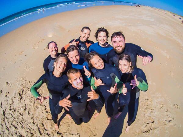 Surf courses for everyone in Spain