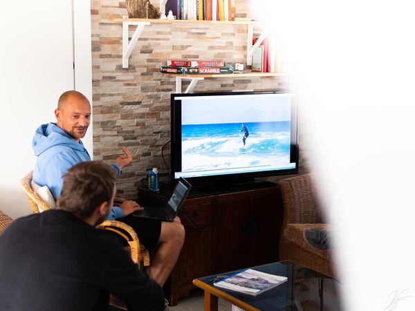Surf courses in El Palmar with video analysis at A-Frame
